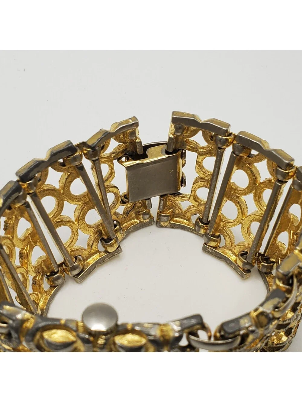 Vintage 17j Mechanical Watch Gold Tone Chain Band For Parts Or Repair